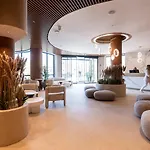 Marina Port 4*
