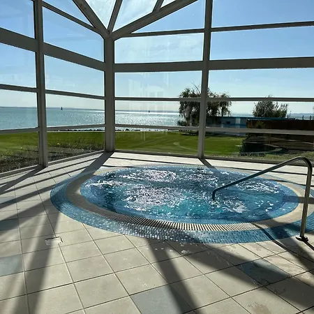 Szálloda Marina Port 4*