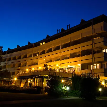 ホテル マリーナ ポート バラトンケネシェ