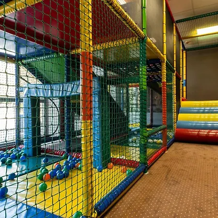 マリーナ ポート 4*