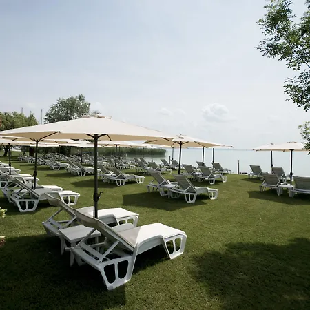 Marina Port Hotel Balatonkenese