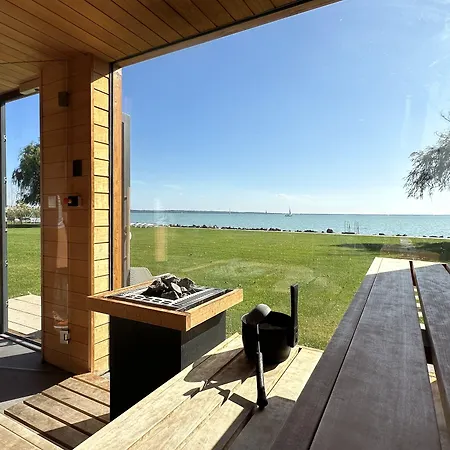 Szálloda Marina Port 4*