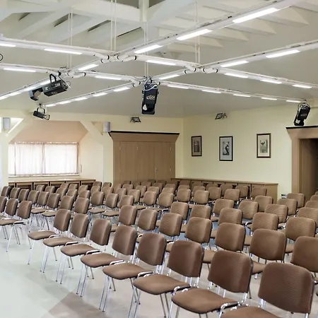 Ξενοδοχείο Marina Port 4*