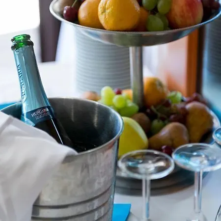 Marina Port Hotel Balatonkenese