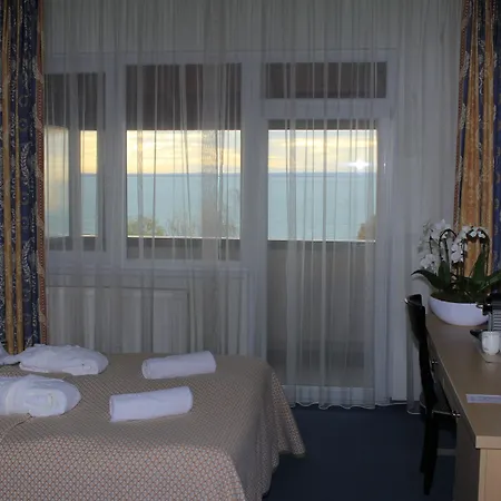 Marina Port 4* Balatonkenese