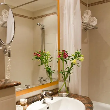 Marina Port Hotel 4*
