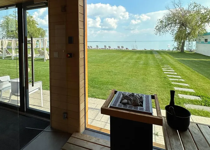 Marina Port 4* Balatonkenese