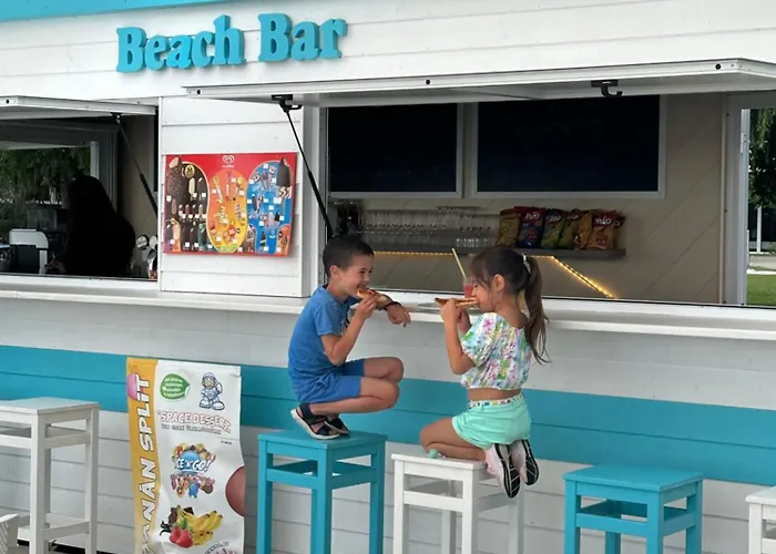 码头酒店 酒店 巴拉腾肯尼斯