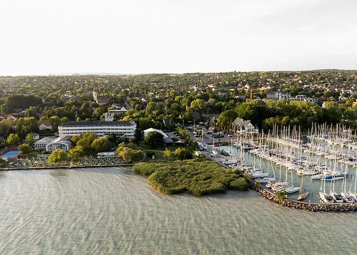 Hotel Marina Port Balatonkenese