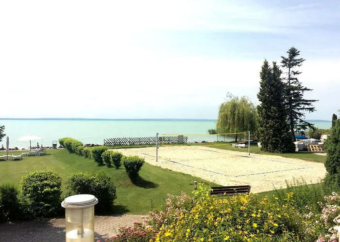 码头酒店 酒店 巴拉腾肯尼斯