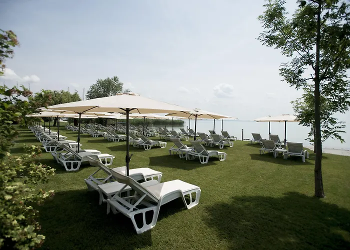Marina Port Hotel Balatonkenese